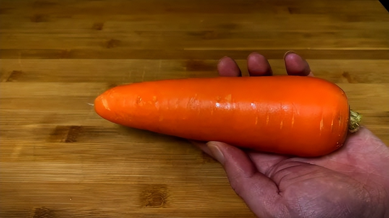 胡萝卜最好少吃尽量不吃