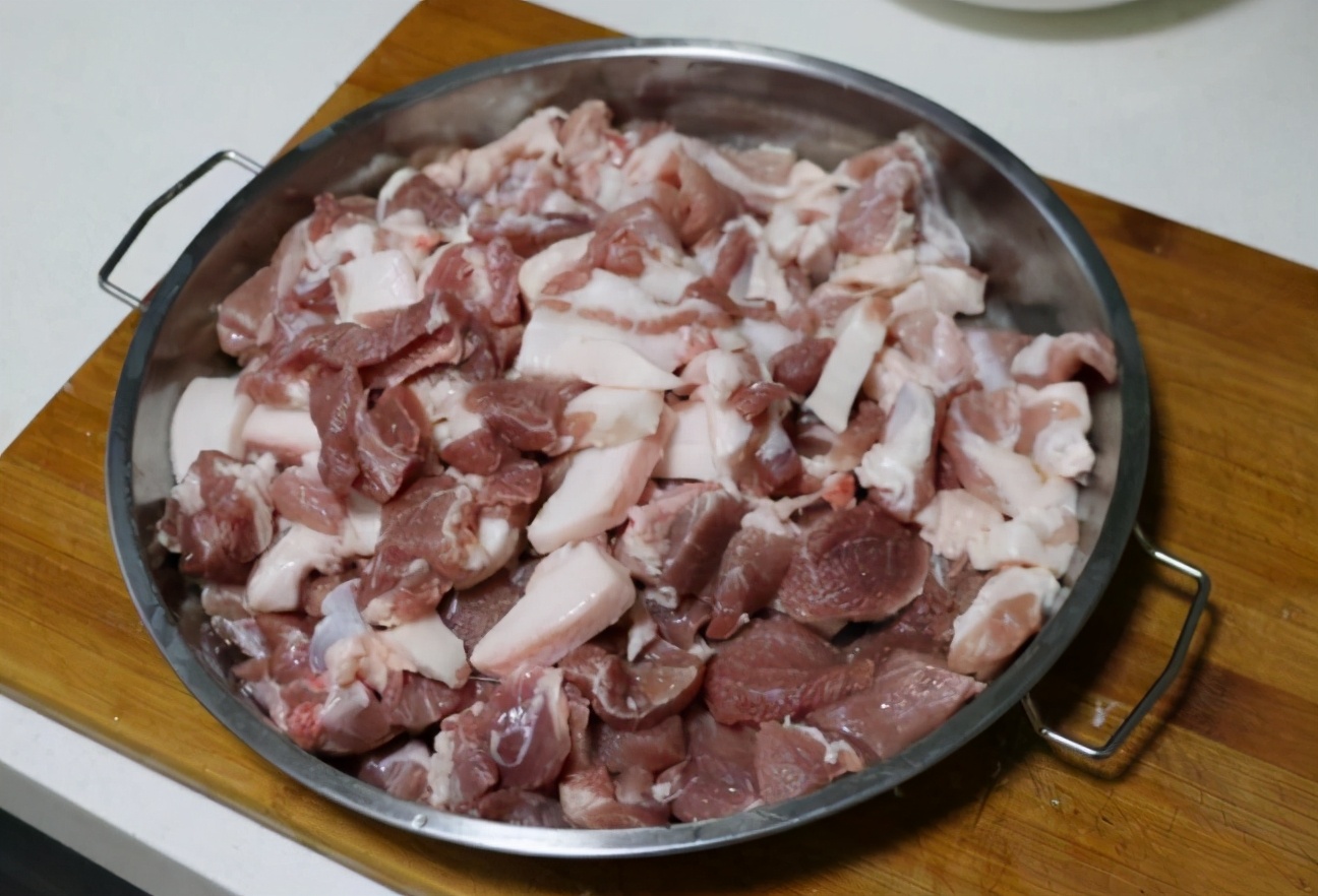 肉粽子的做法和配料表（肉粽子的肉怎么腌制好吃窍门）