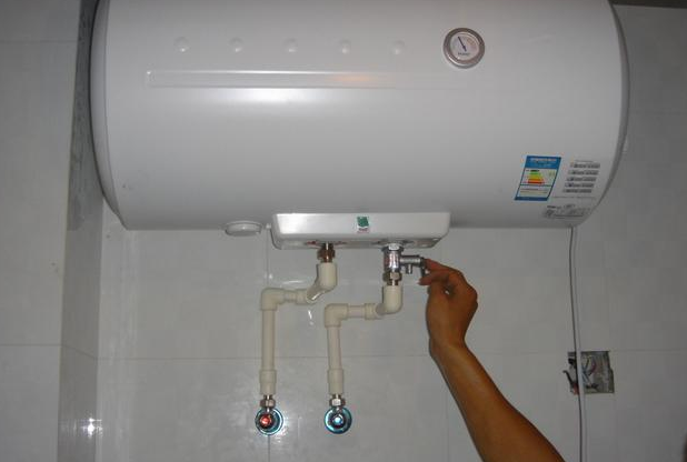 电热水器的安装方法（电热水器的安装方法图解混水阀）