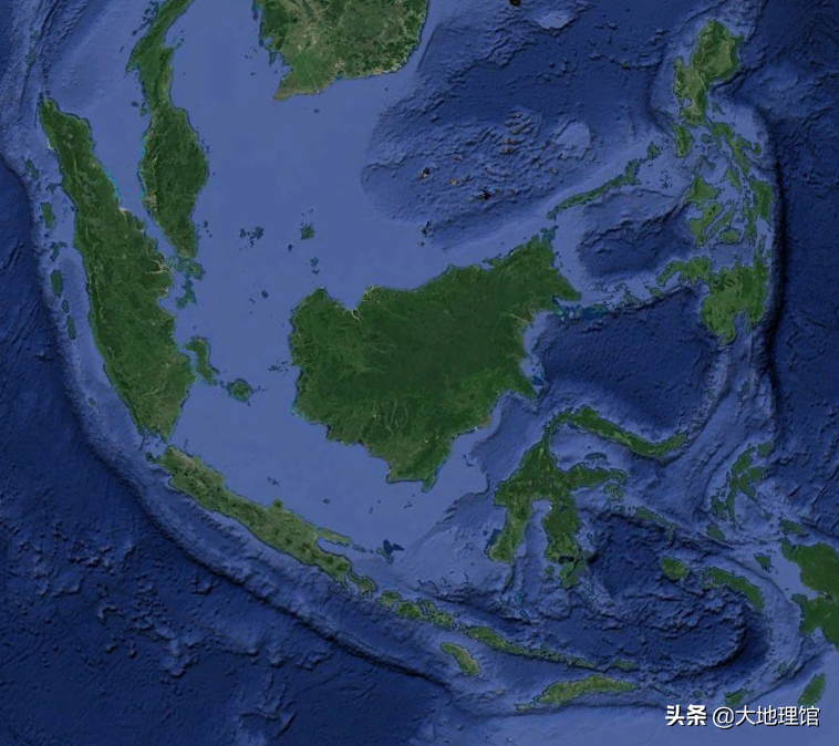 地图看世界岛屿之最：最大岛比新疆大，人口最多的超过日本总人口