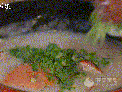 海鲜粥的做法（海鲜粥的做法视频）