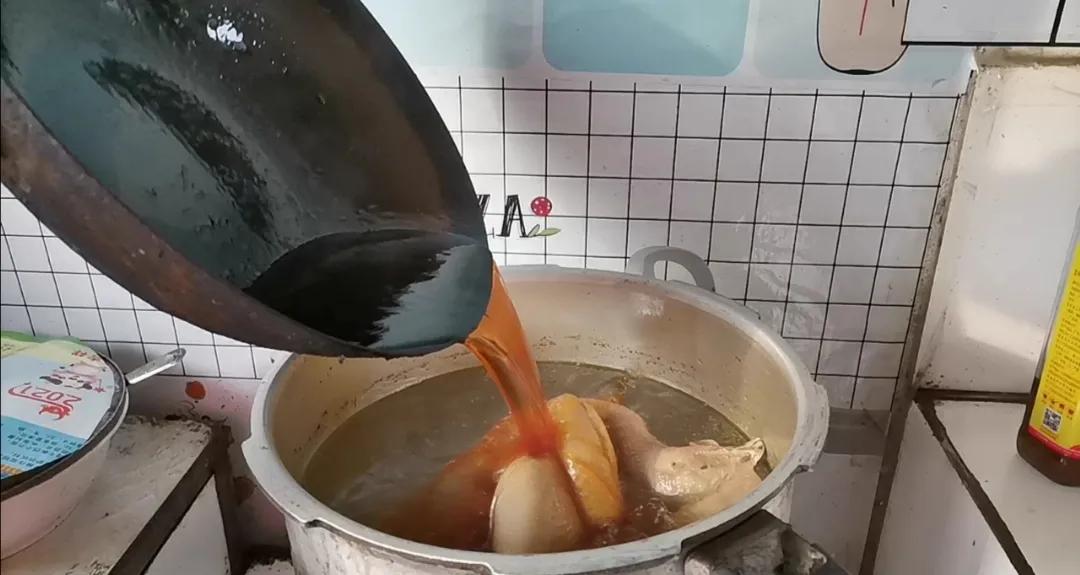 高压锅炖鸡块怎么炖好吃又简单（高压锅炖鸡块放什么调料）