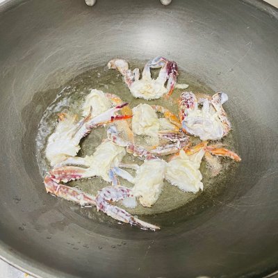 冰冻梭子蟹怎么做好吃又简单（冰冻梭子蟹怎么做好吃又简单的做法）