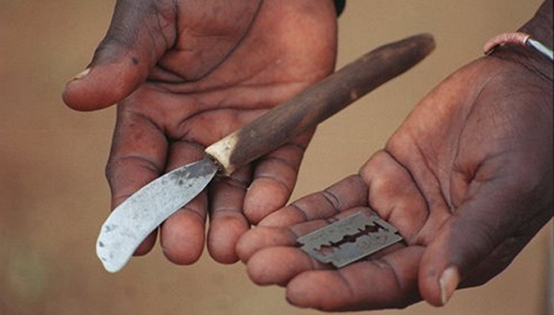 割礼是什么非洲女孩割礼（非洲女子割礼节什么意思）